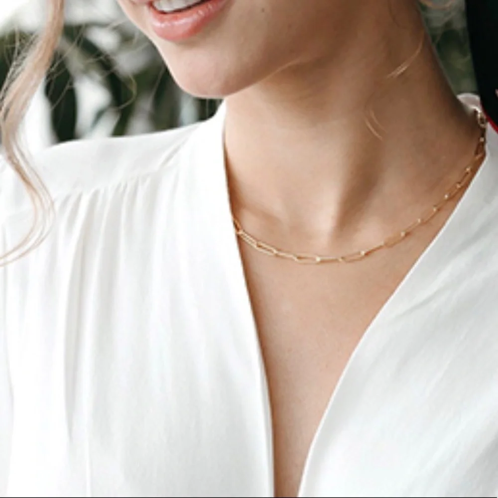::✨Delicate [GOLD] Layered Initial Necklace Set - Picture 11 of 12